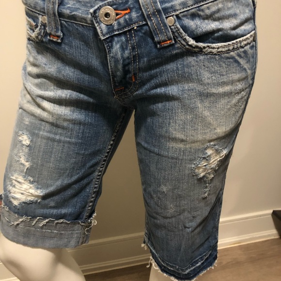 Miss Me Bermuda Jean Shorts - Picture 11 of 11